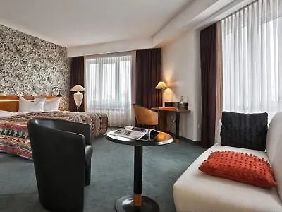 Good Morning + Leipzig Hotel